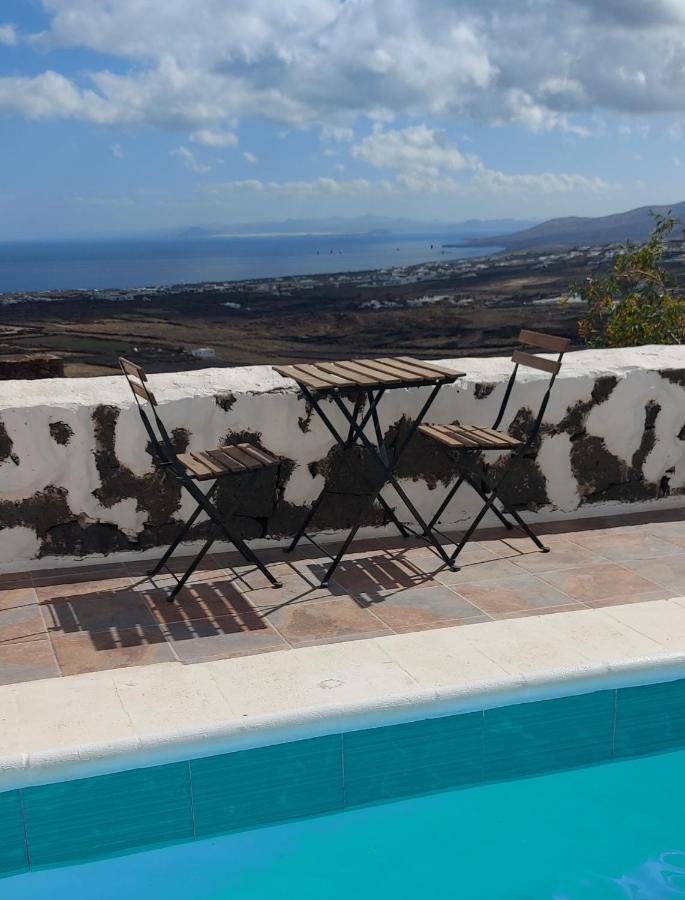 Aloelux Villa !! - Private Villa With Pool , Jacuzzi, Cinema, Massage ,Wonderful View, Art Desing Villa تياس المظهر الخارجي الصورة